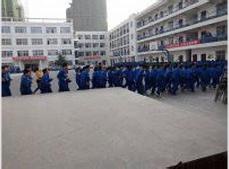 锦玉中学高中部 邯郸市锦玉中学是私立学校吗  
